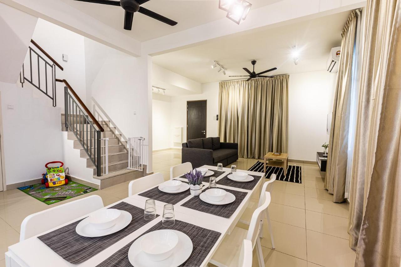 Desaru Babyfriendly Homestay Esterno foto