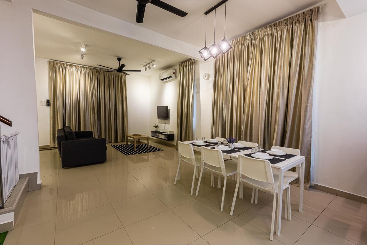 Desaru Babyfriendly Homestay Esterno foto