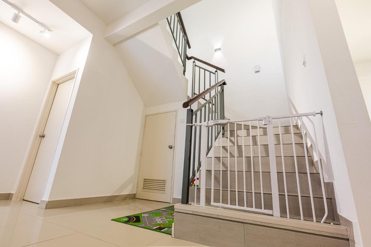 Desaru Babyfriendly Homestay Esterno foto