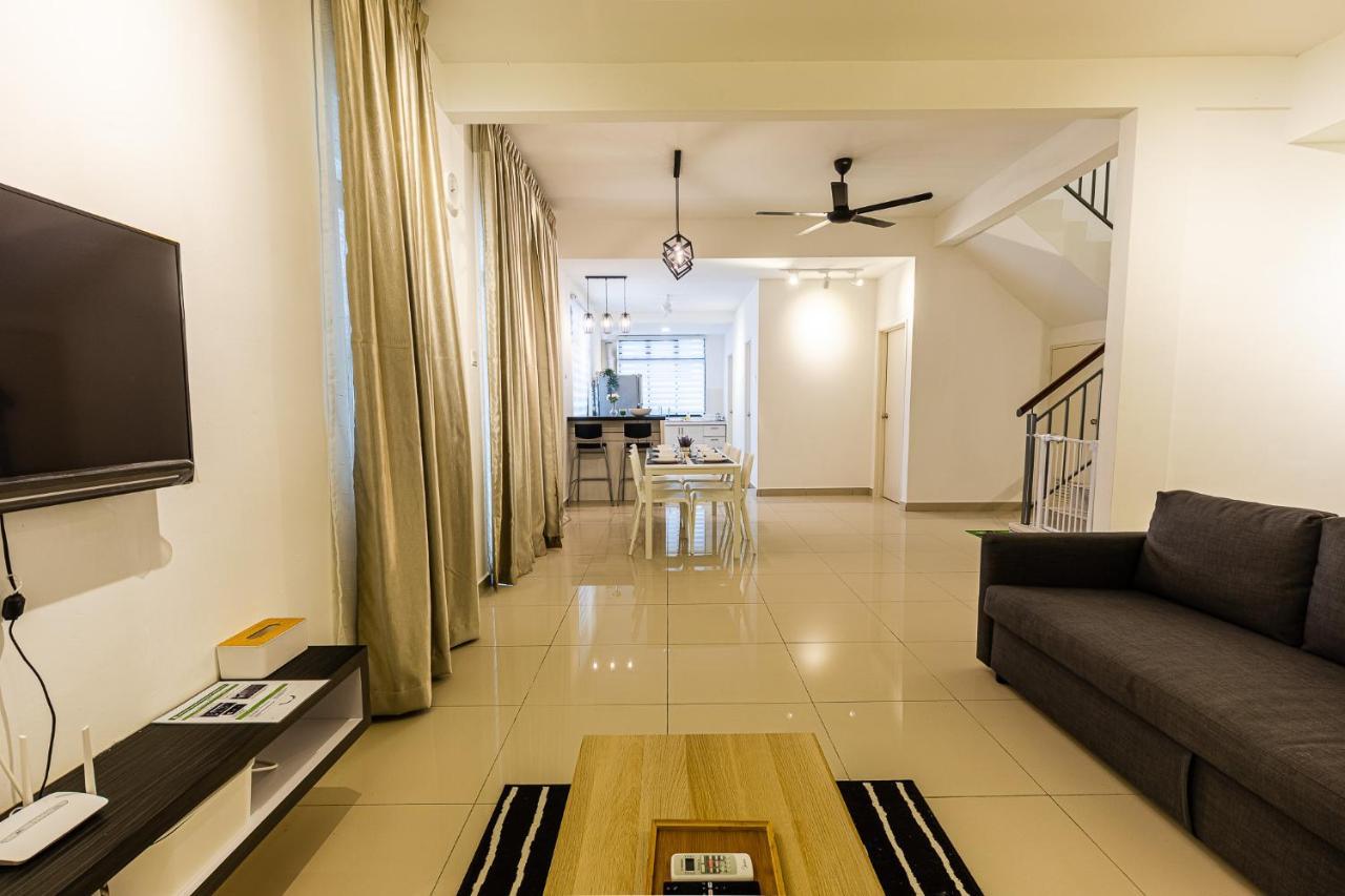 Desaru Babyfriendly Homestay Esterno foto